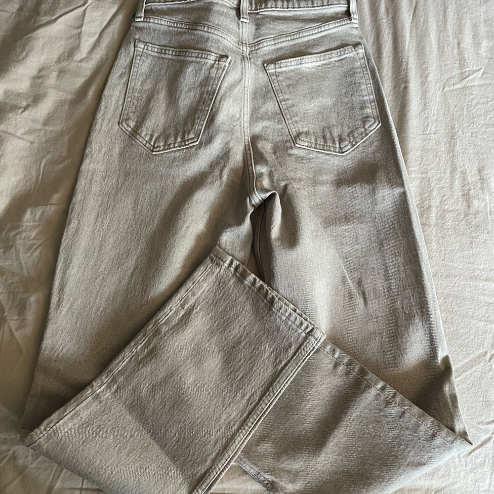 NWT Abercrombie 90s Straight leg jeans